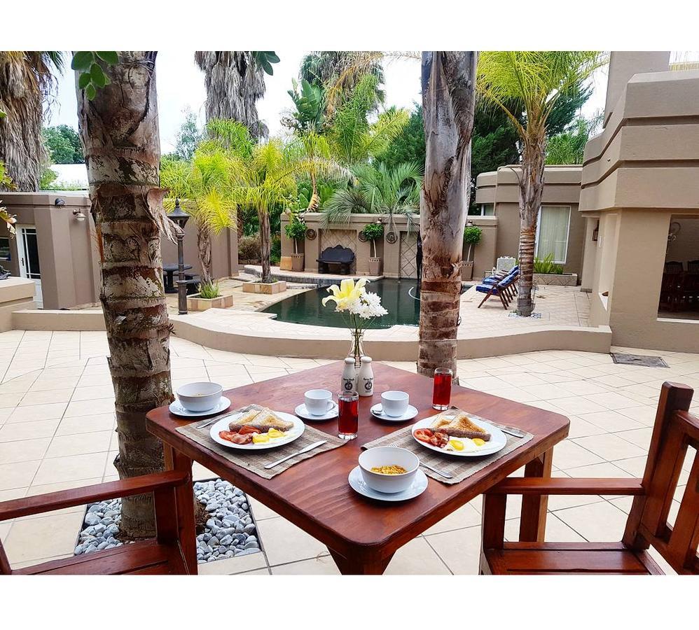 Oudtshoorn Guest House Exterior photo